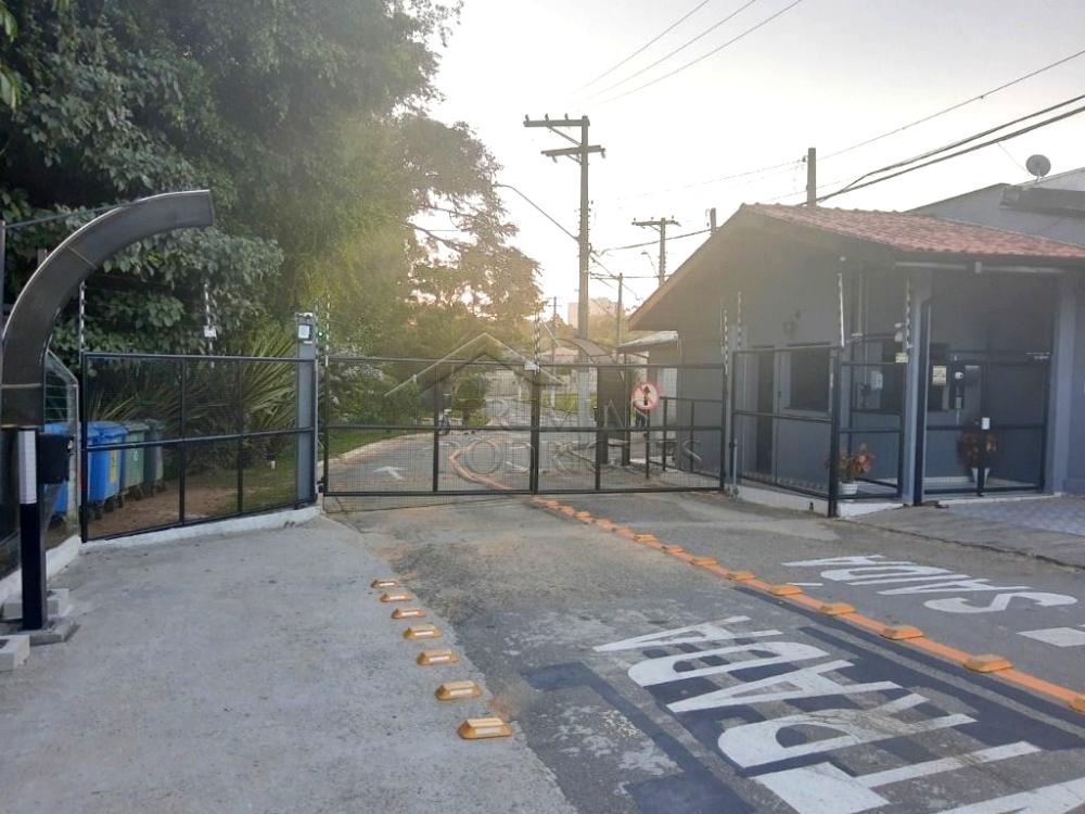 Casa à venda com 3 dormitórios no Condomínio Jardim de Alah em Taubaté/SP