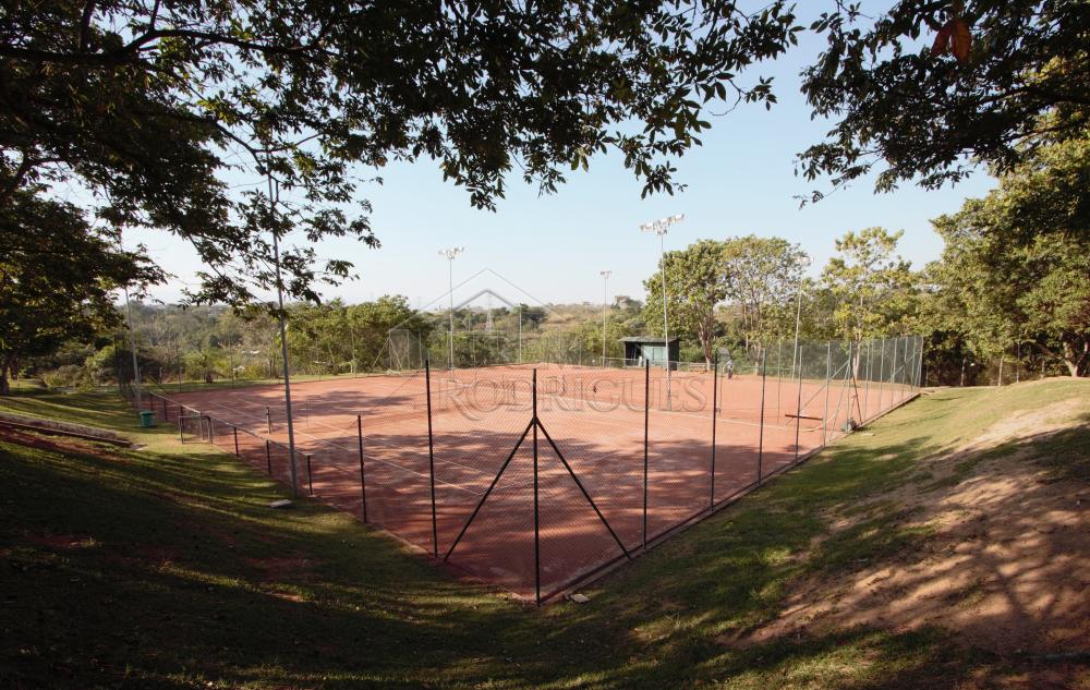 Casa à venda com 4 dormitórios no Condomínio Terras de San Marco em Taubaté/SP.