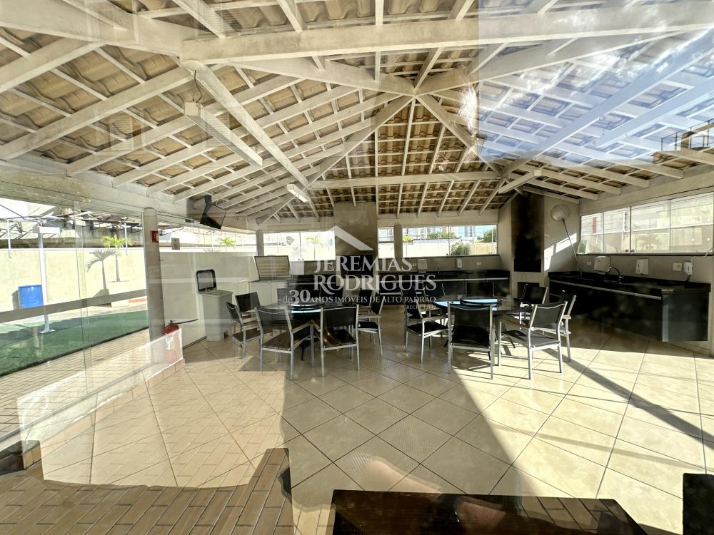 Apartamento mobiliado para venda e locação, 263 m² no Edifício Placere em Taubaté/SP.