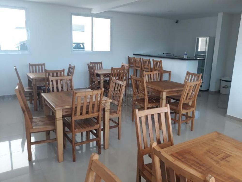Apartamento à venda no Edifício Maison em Taubaté/ SP.