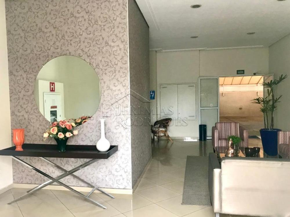 Cobertura duplex à venda no Edifício San Paolo em Taubaté/SP. 