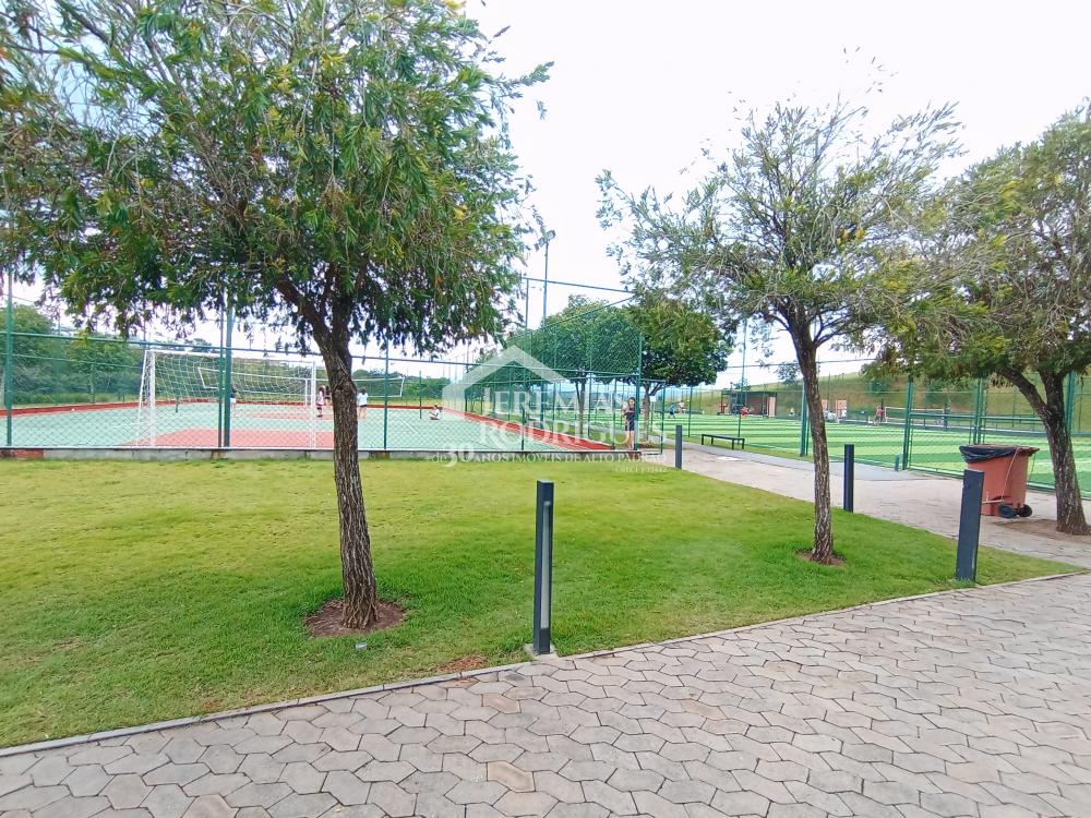 Casa à venda com 4 suítes no Condomínio Residencial Alphaville II em São José dos Campos/SP.