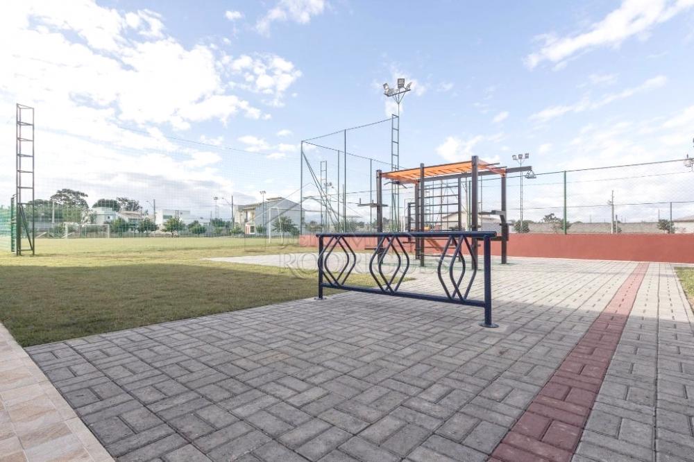 Casa para venda e locação com 3 dormitórios no Condomínio Tecoara em Taubaté/SP.