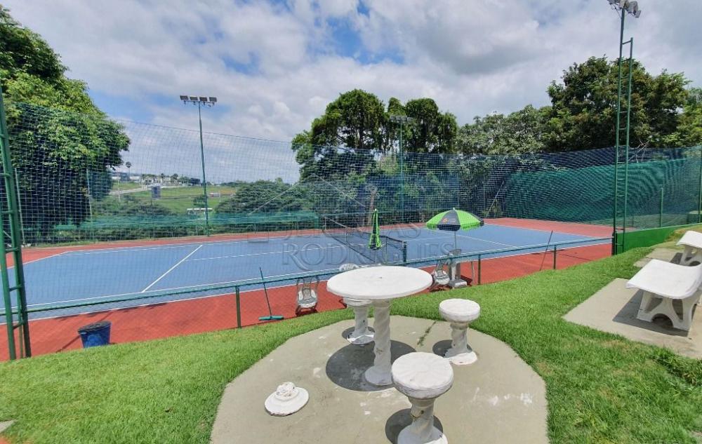 Casa para venda e locação com 3 dormitórios no Condomínio Vale dos Príncipes em Taubaté/SP.