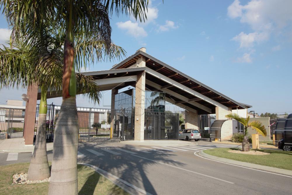 Casa à venda com 4 dormitórios no Condomínio Terras de San Marco em Taubaté/SP.