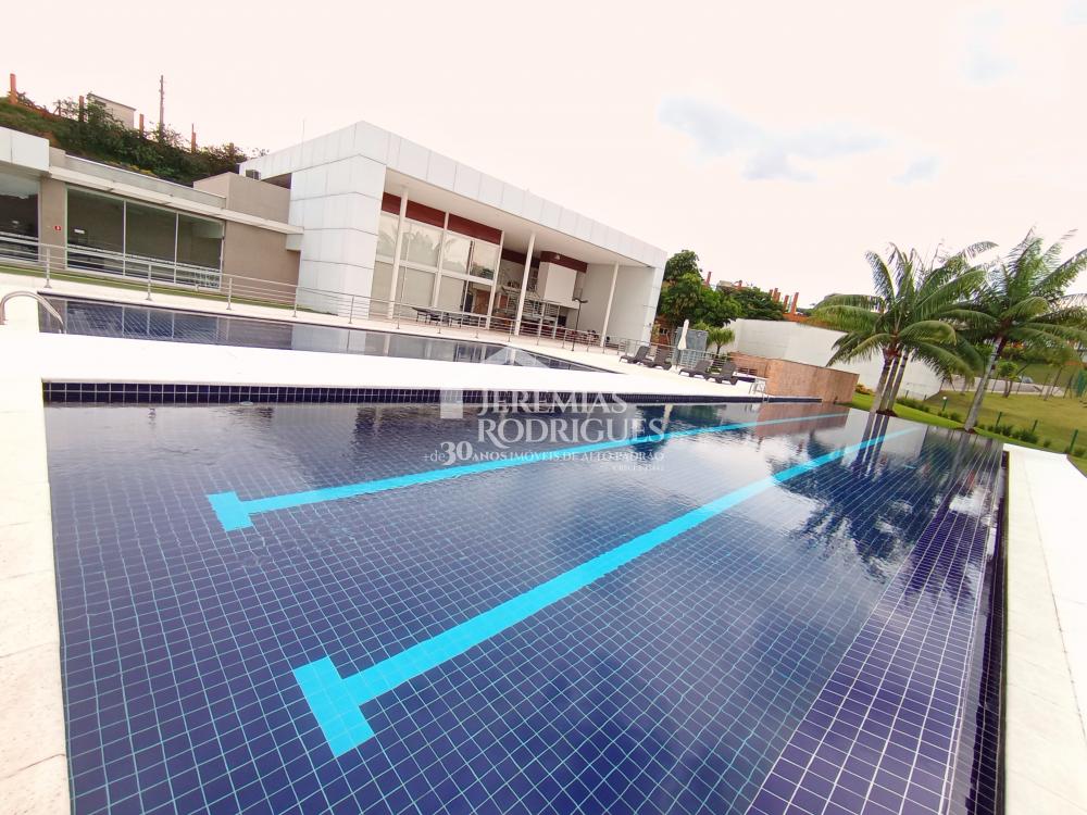 Casa à venda com 4 suítes no Condomínio Residencial Alphaville II em São José dos Campos/SP.