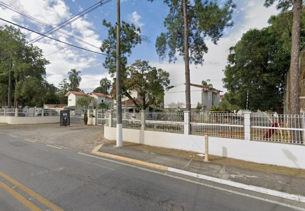 Casa com 3 dormitórios disponível para locação no Condomínio Bosque dos Pássaros em Tremembé/SP