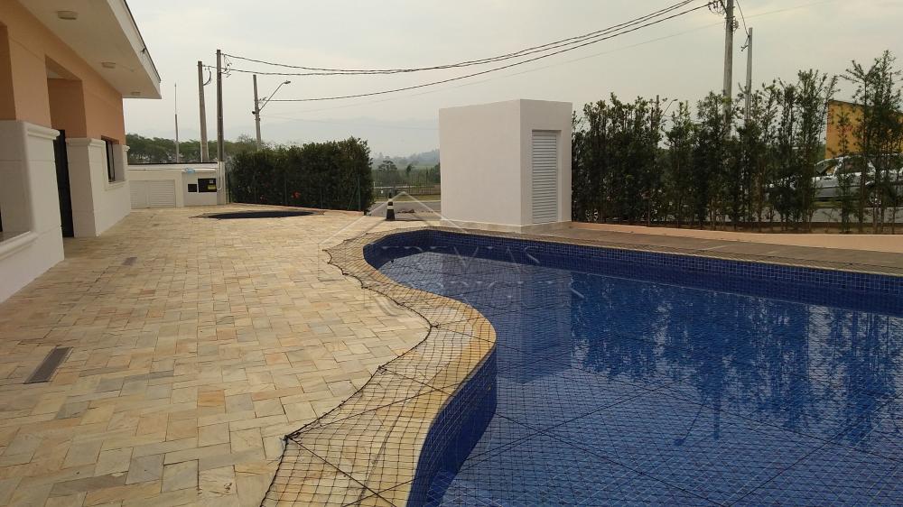 A Imobiliária Jeremias Rodrigues Imóveis de Alto Padrão disponibiliza para venda essa casa no Condomínio Morada do Visconde em Tremembé/SP.