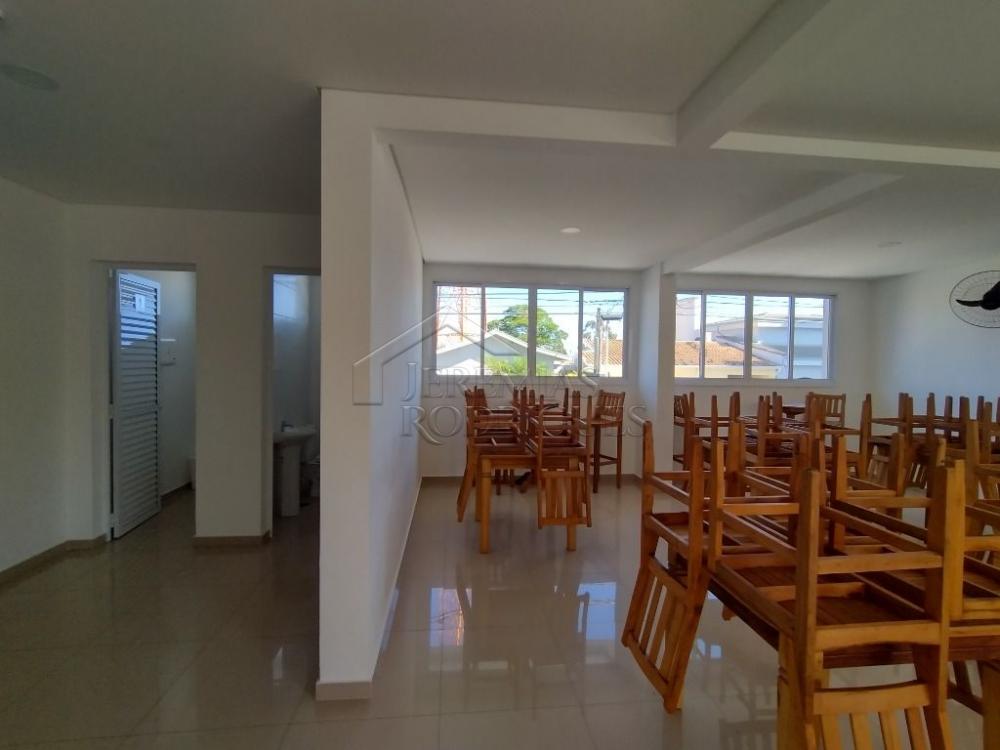 Apartamento à venda no Edifício Maison em Taubaté/ SP.
