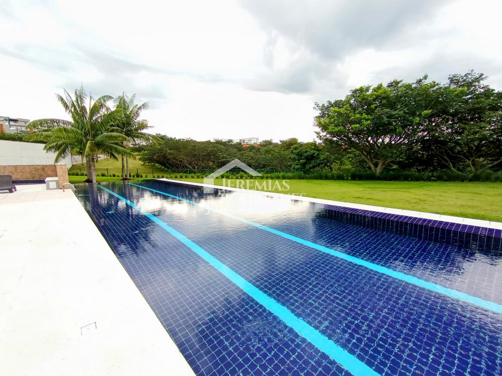 Casa à venda com 4 suítes no Condomínio Residencial Alphaville II em São José dos Campos/SP.