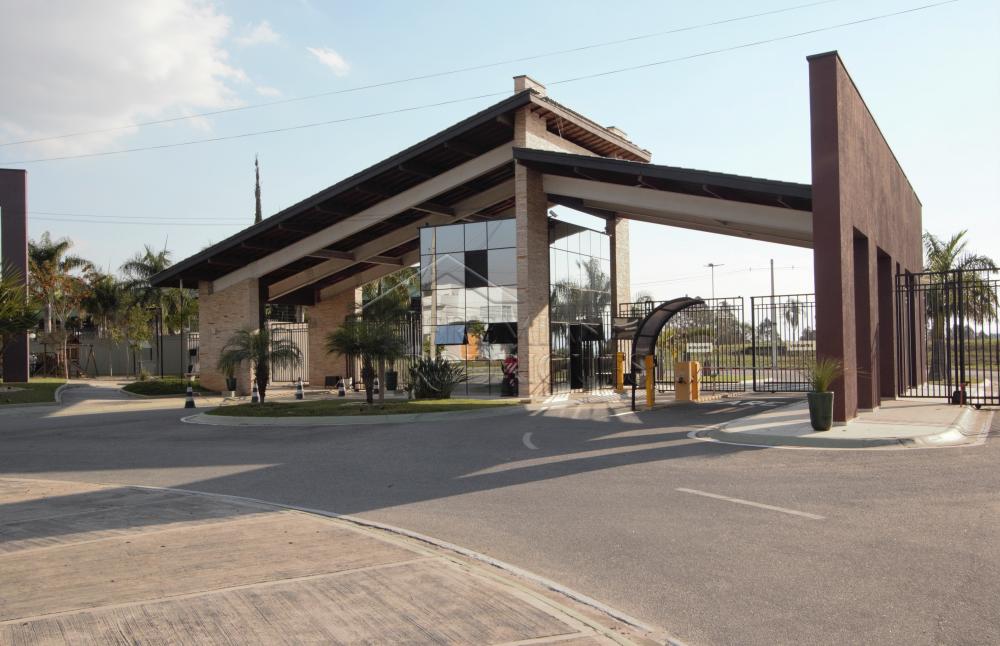 Casa à venda com 4 dormitórios no Condomínio Terras de San Marco em Taubaté/SP.
