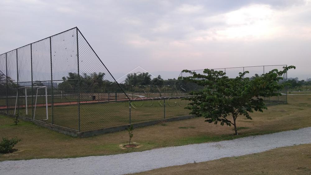 A Imobiliária Jeremias Rodrigues Imóveis de Alto Padrão disponibiliza para venda essa casa no Condomínio Morada do Visconde em Tremembé/SP.