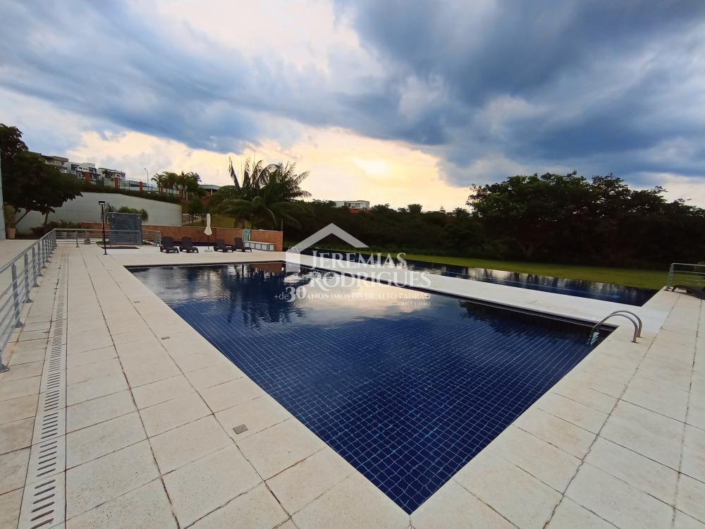 Casa à venda com 4 suítes no Condomínio Residencial Alphaville II em São José dos Campos/SP.