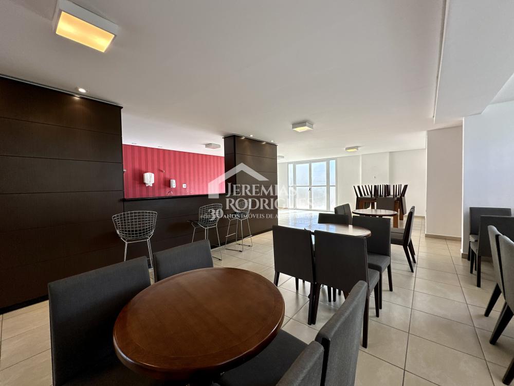 Apartamento mobiliado para venda e locação, 263 m² no Edifício Placere em Taubaté/SP.