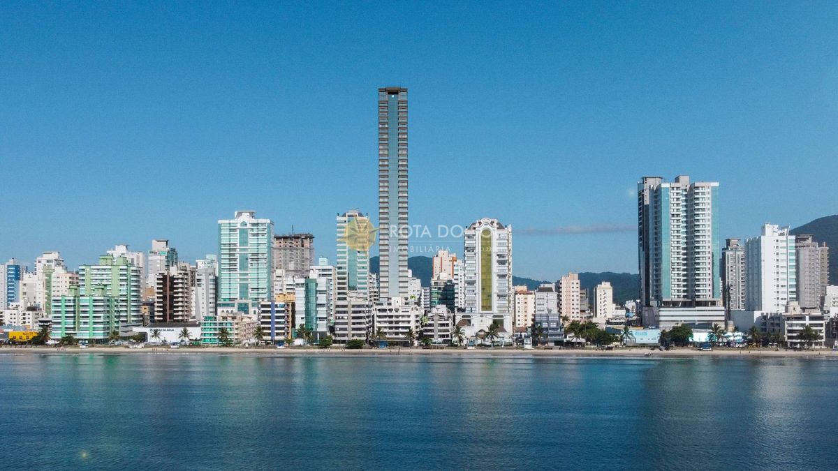 Residencial Villa Maiorca Apartamento 4 Suítes e 3 Vagas em Meia Praia Itapema SC — foto 2