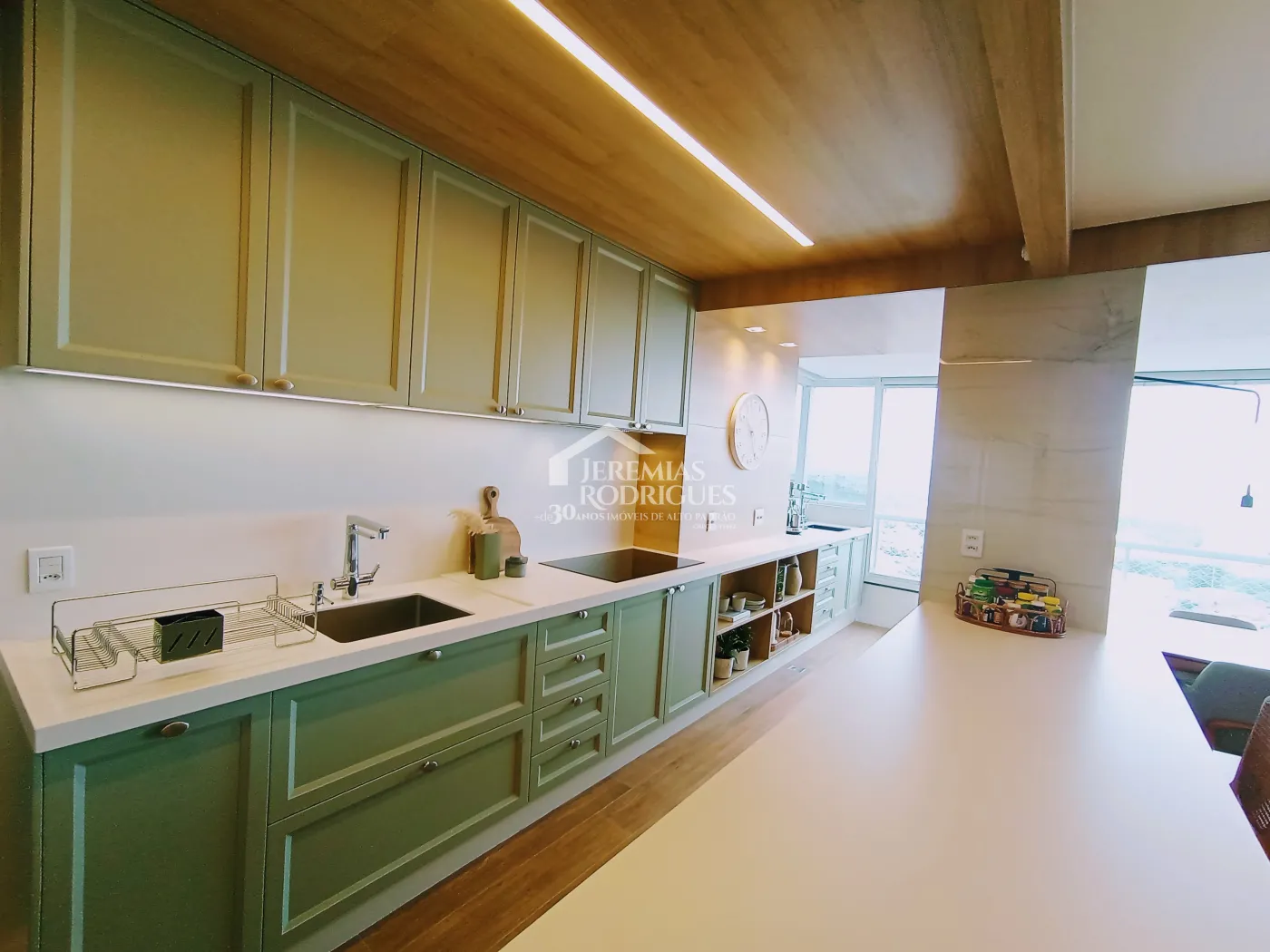 Cobertura duplex à venda com 3 dormitórios, 182 m² no Edifício Vert Residence em Taubaté/SP