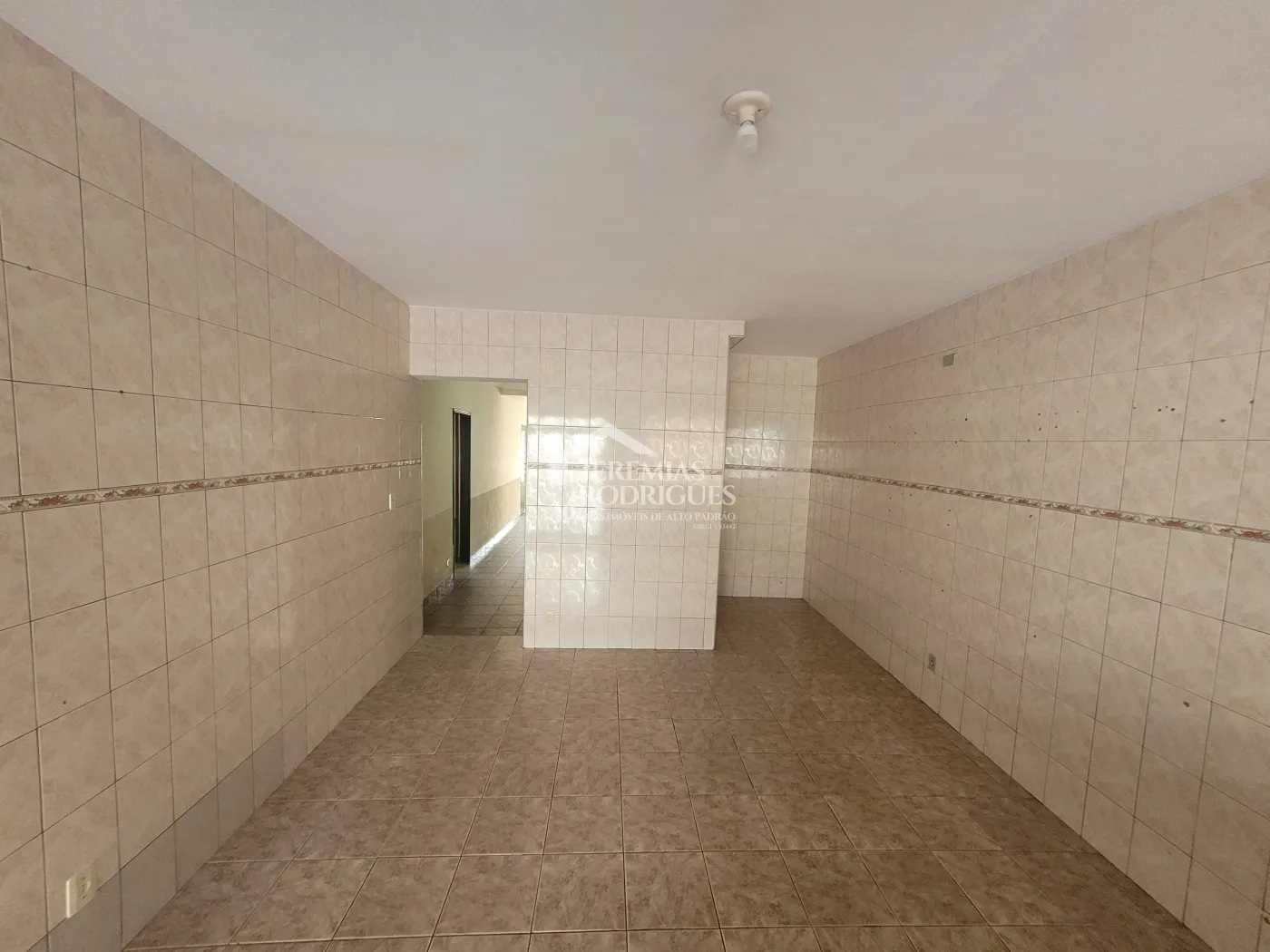Casa para locação no Parque São Domingos em Pindamonhangaba/SP. — foto 13