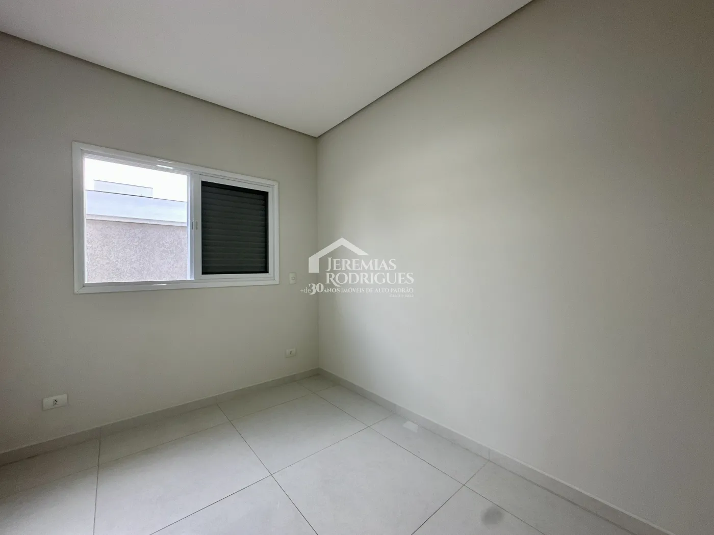Casa com 3 dormitórios, 169,20 m² - Condomínio Ouro Ville - Taubaté/SP.