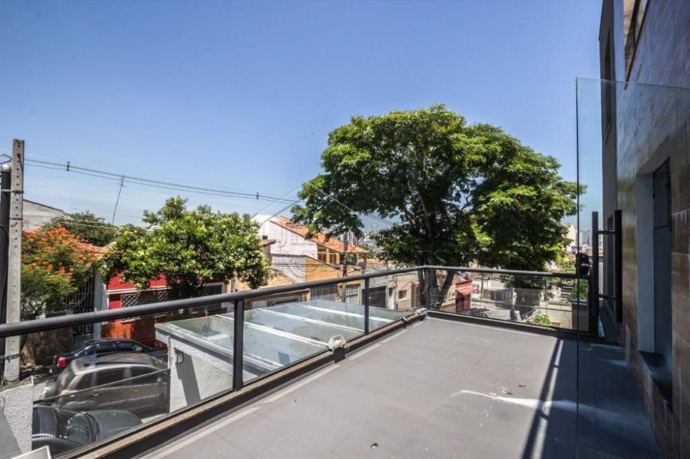 Prédio comercial à venda no Centro em Taubaté/SP. 