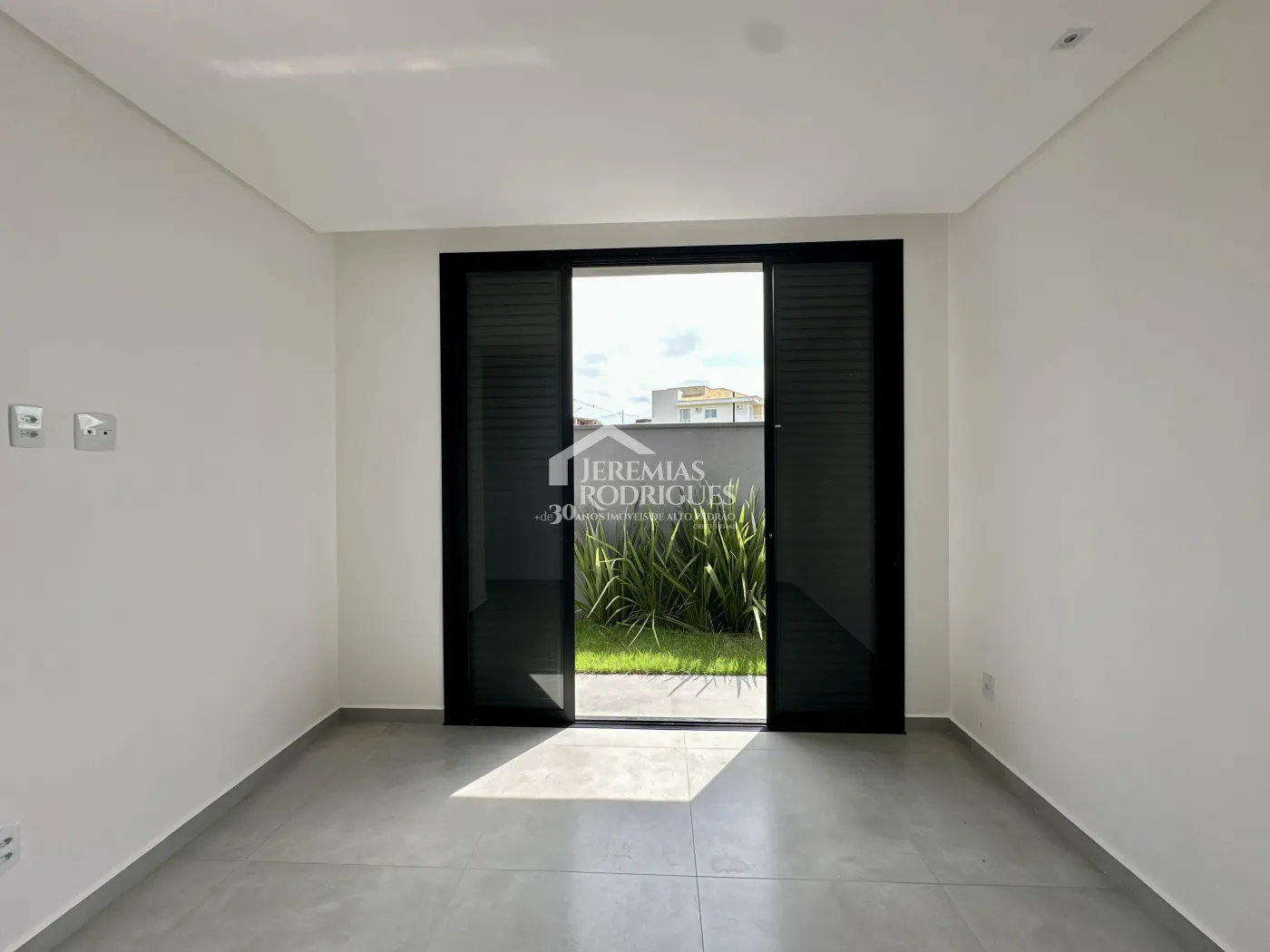 Casa para venda e locação com 3 suítes no Condomínio Cyrela Landscape em Taubaté/SP.