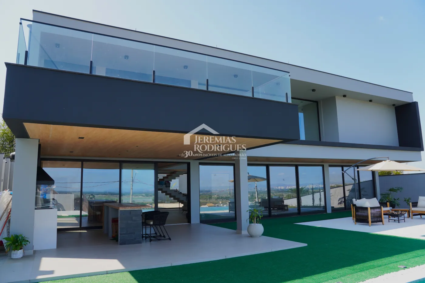 Casa com 4 dormitórios, 550 m² - Condomínio Village da Serra - Tremembé/SP