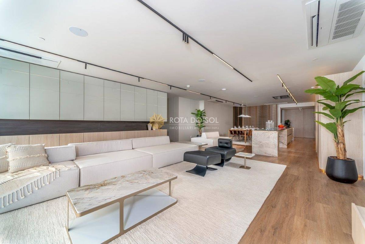 Yachthouse Apartamento Alto Padrão 4 Suítes no Centro de Balneário Camboriú SC