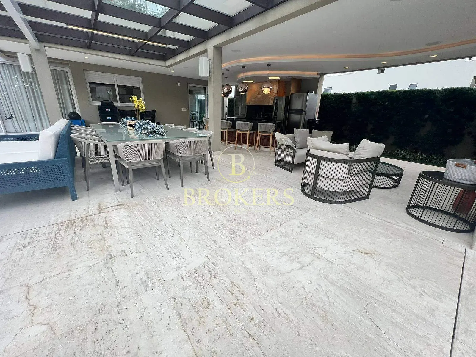 Luxo e sofisticação no Alphaville: Casa triplex mobiliada com 6 suítes, SPA e campo de futebol priv — foto 24