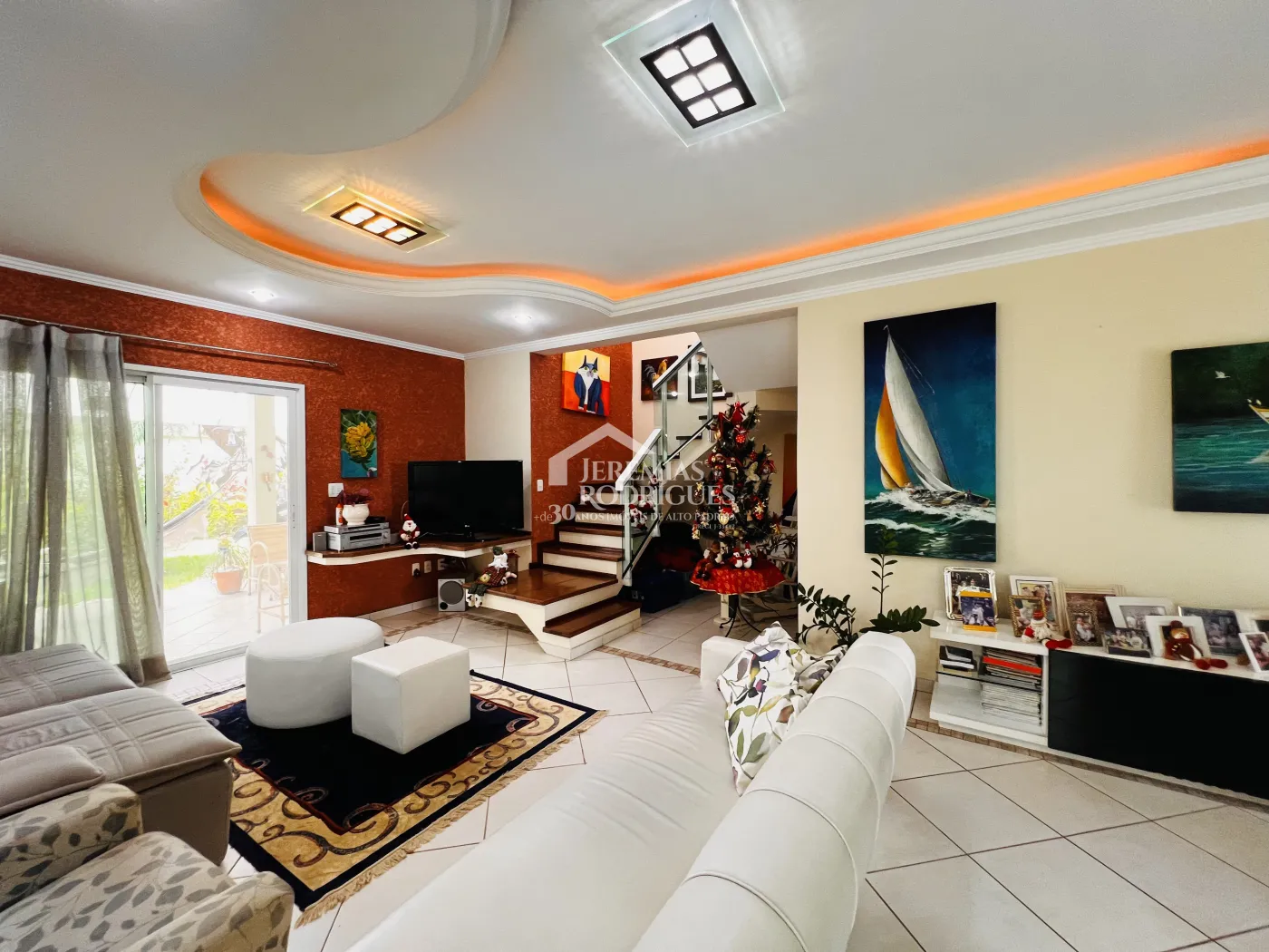 Casa com 4 dormitórios, 305 m² - Condomínio Taubaté Village - Taubaté/SP.