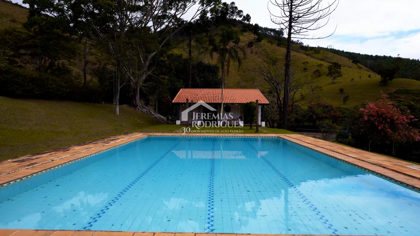 Fazenda à venda com 2.544 hectares em Santa Branca/SP.