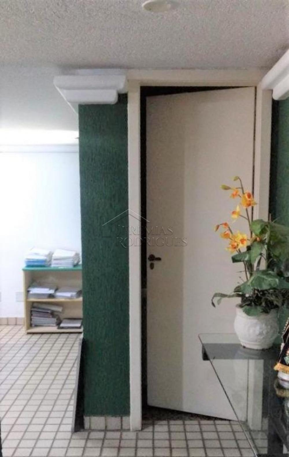 Ponto comercial para venda e locação no Centro em Taubaté/SP. 