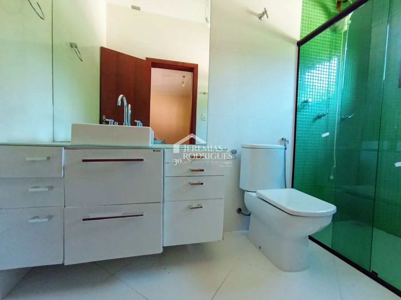 Chácara para locação com 4 dormitórios no bairro Jardim Carlota em Moreira Cesar/SP