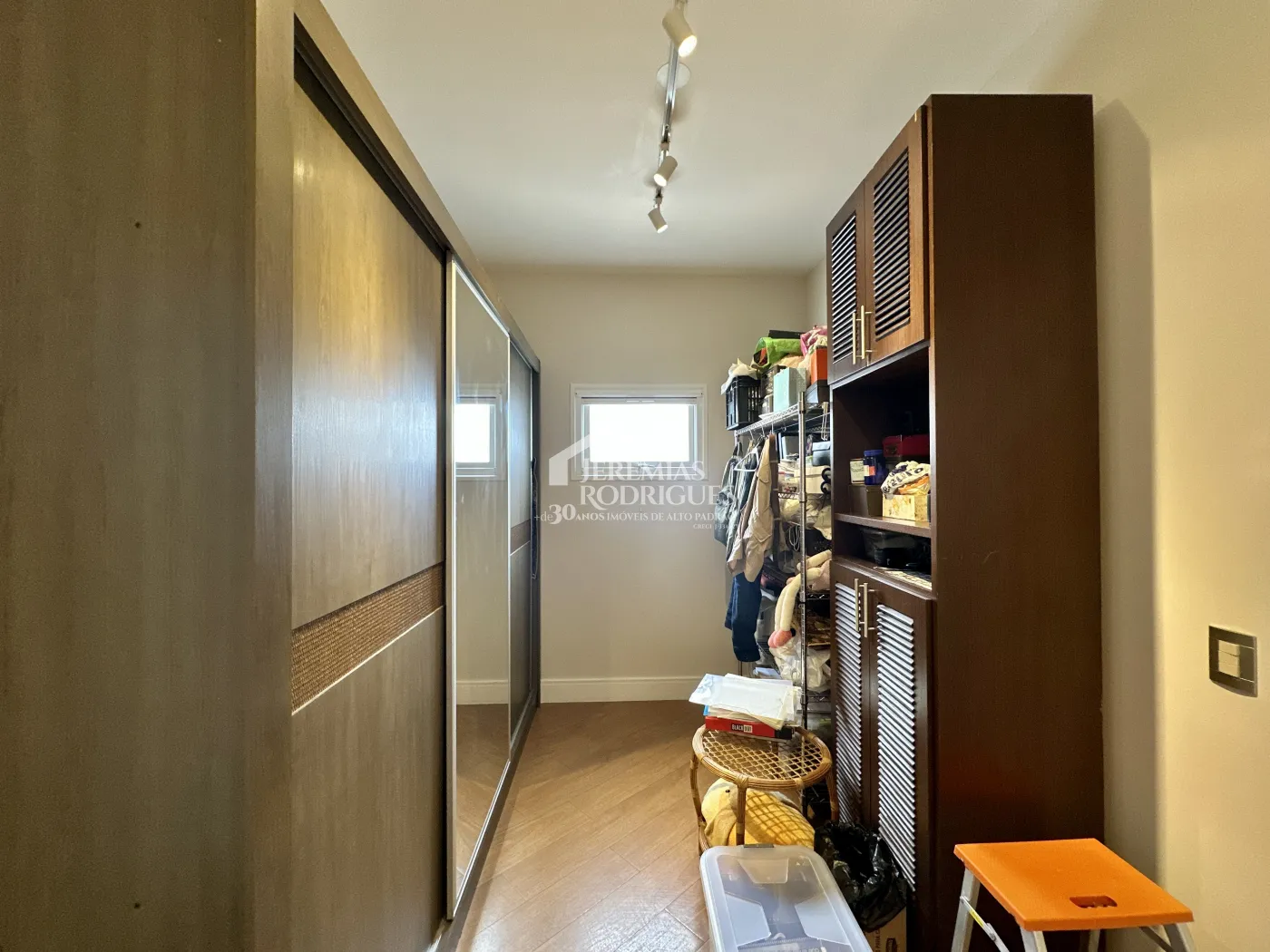 Casa com 4 dormitórios, 369 m² - Condomínio Terras de San Marco - Taubaté/SP.