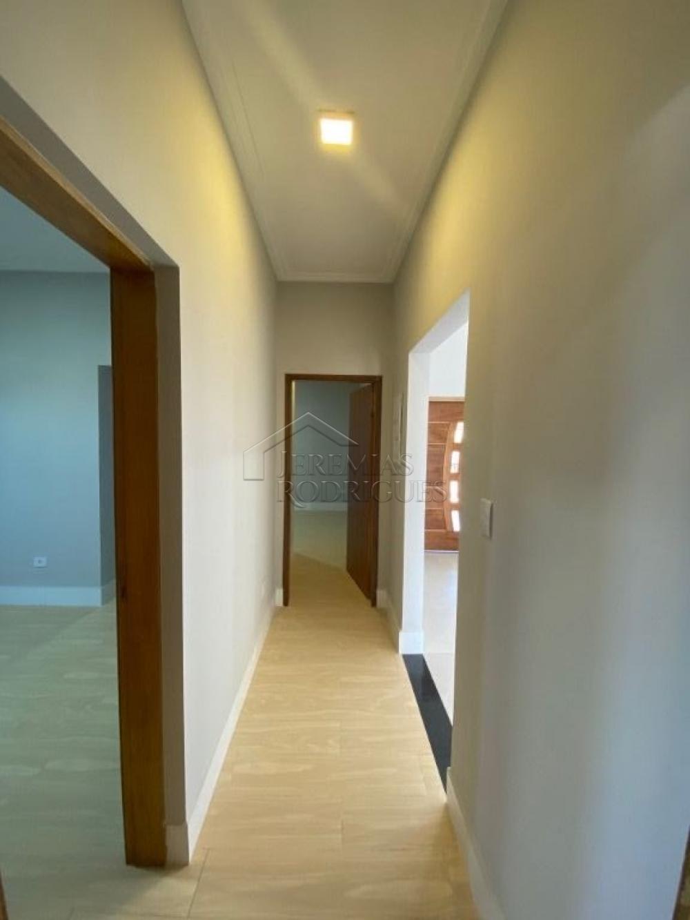 Casa à venda no Condomínio Parque das Araucárias em Tremembé/SP. 