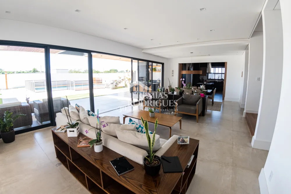 Casa com 4 suítes, 529,3 m² - Condomínio Colonial Village II - Pindamonhangaba/SP