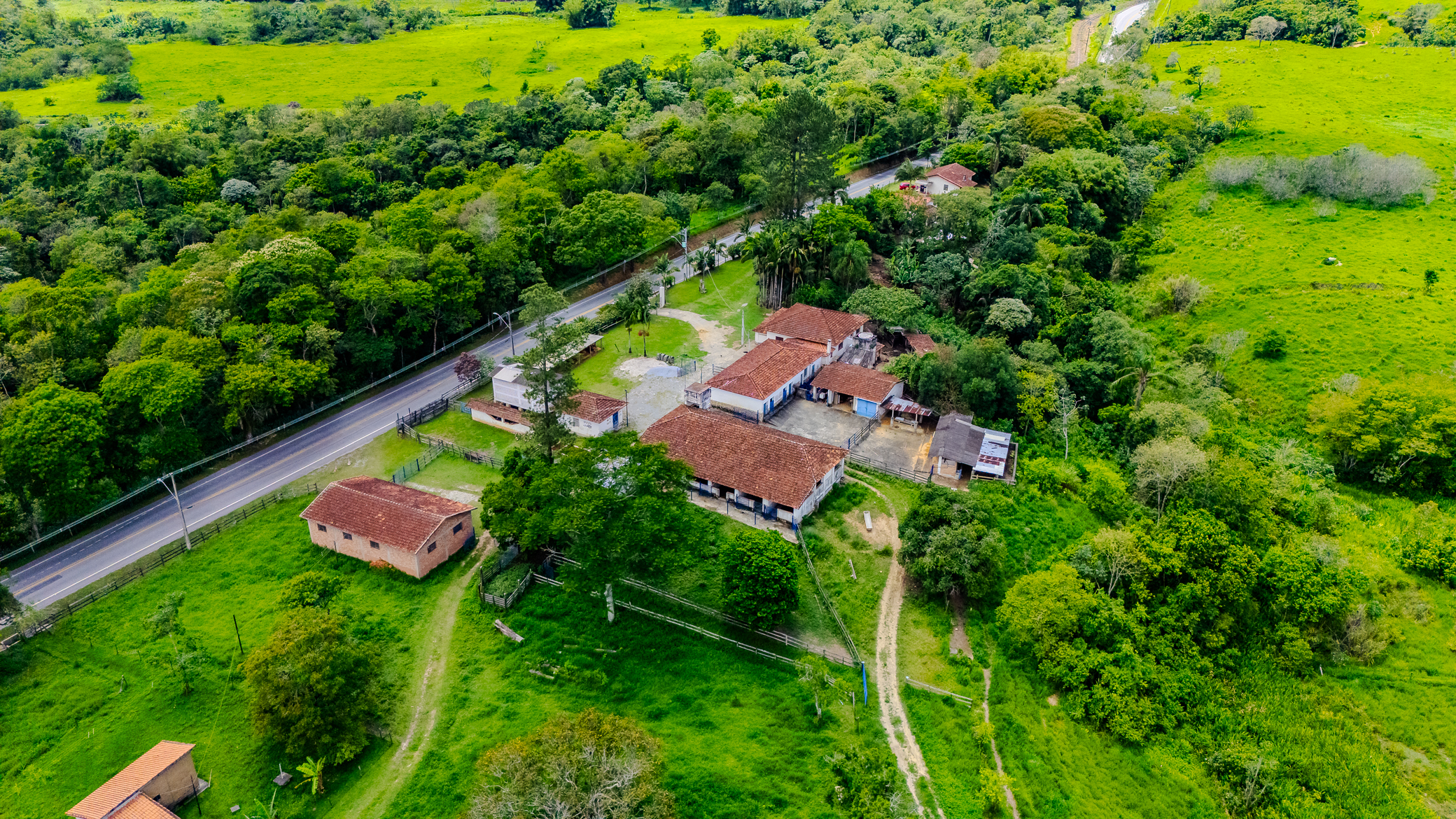 Fazenda à venda com 89,87 ha no bairro Piracuama em Pindamonhangaba/SP. 