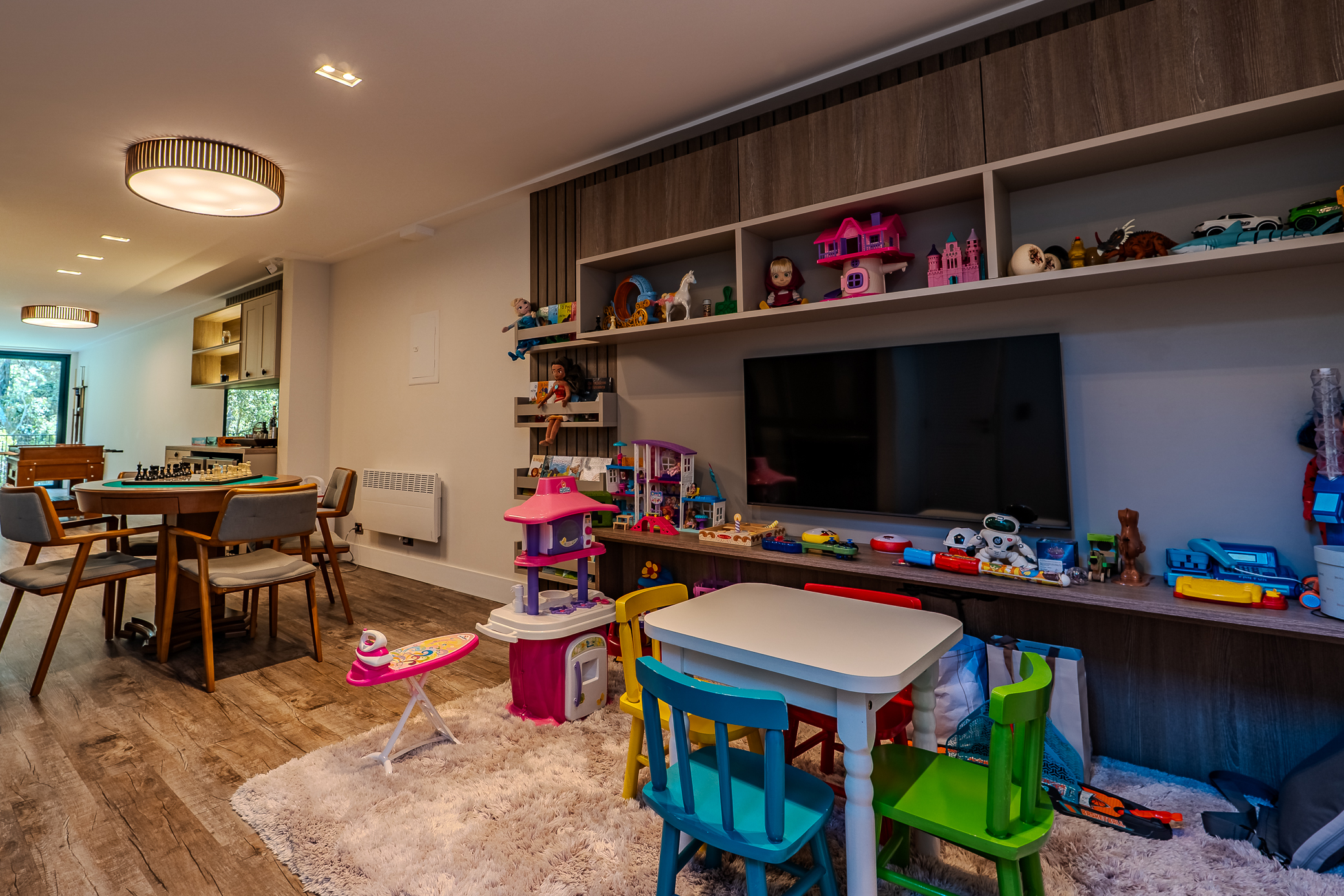 Mansão à venda com 5 suítes no Condomínio Reserva Figueiredo em Campos do Jordão/SP. 