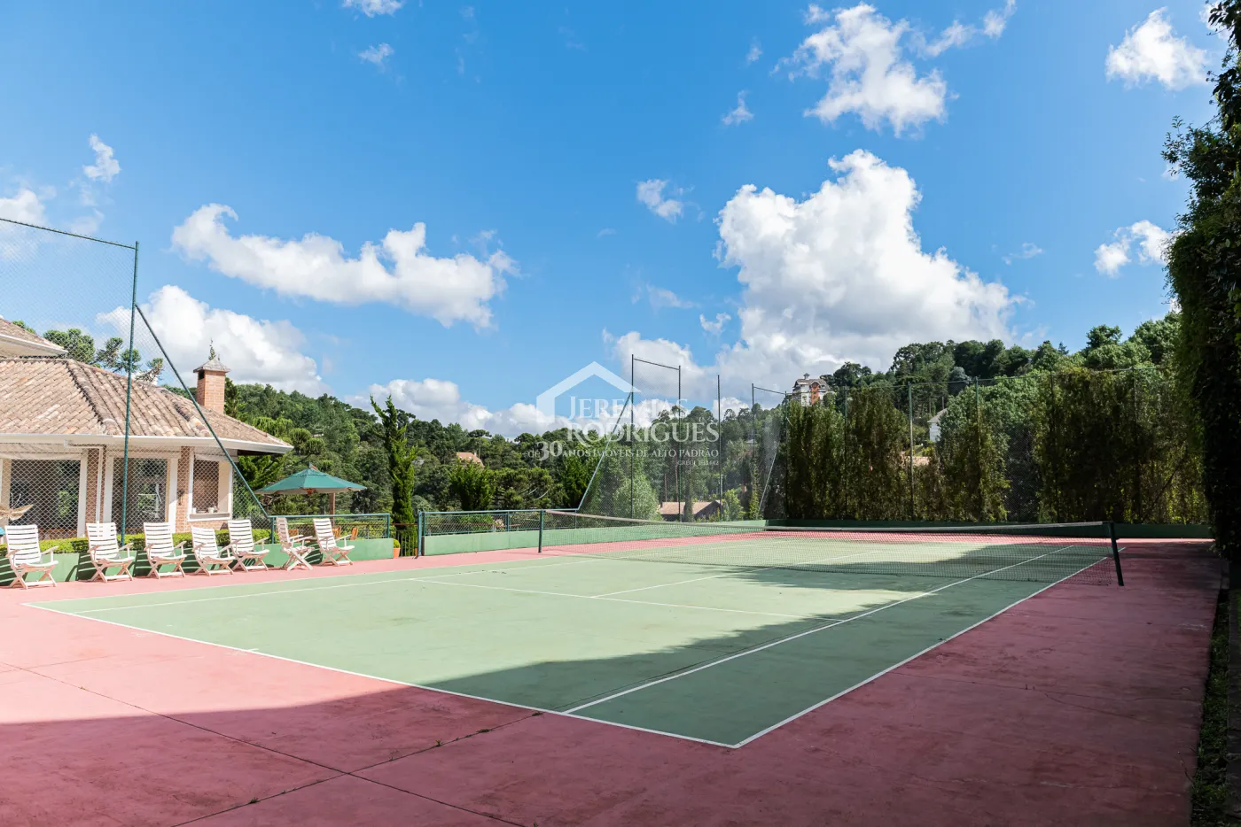 Mansão com 7 suítes, 1.200 m² - Condomínio Vila Simonsen - Campos do Jordão/SP