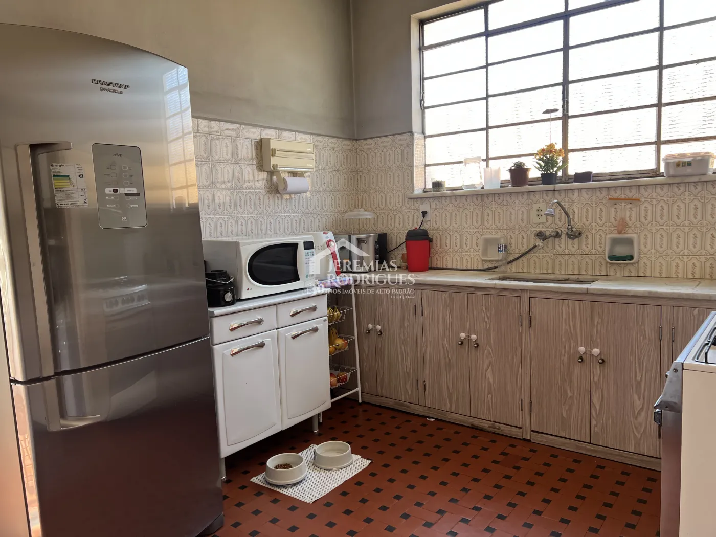Casa com 3 dormitórios, 260 m² - Centro - Taubaté/SP