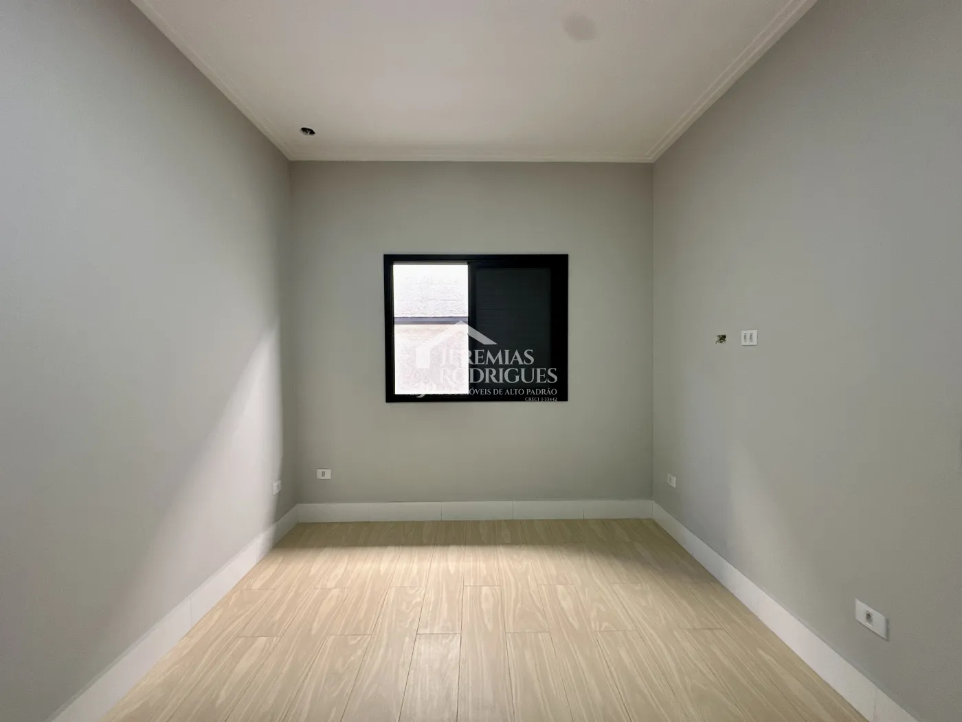 Casa para locação com 3 dormitórios no Condomínio Parque das Araucárias em Tremembé/SP