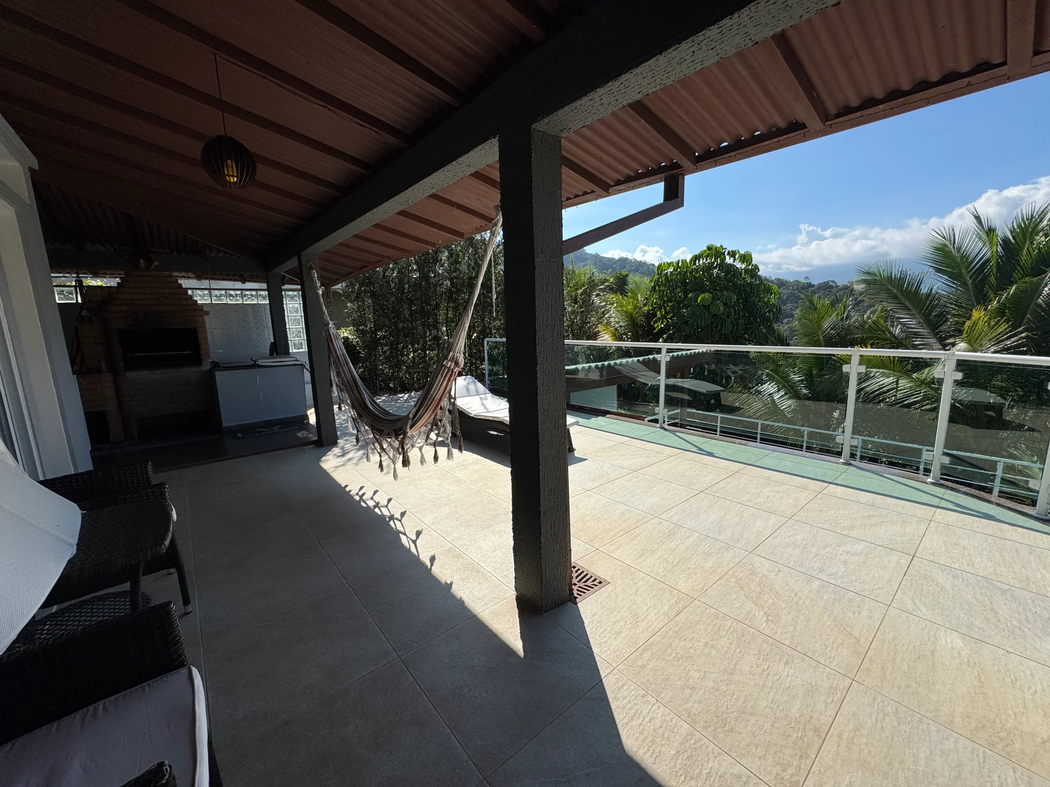 Casa à venda com 6 suítes no Condomínio Caçandoca em Ubatuba/SP