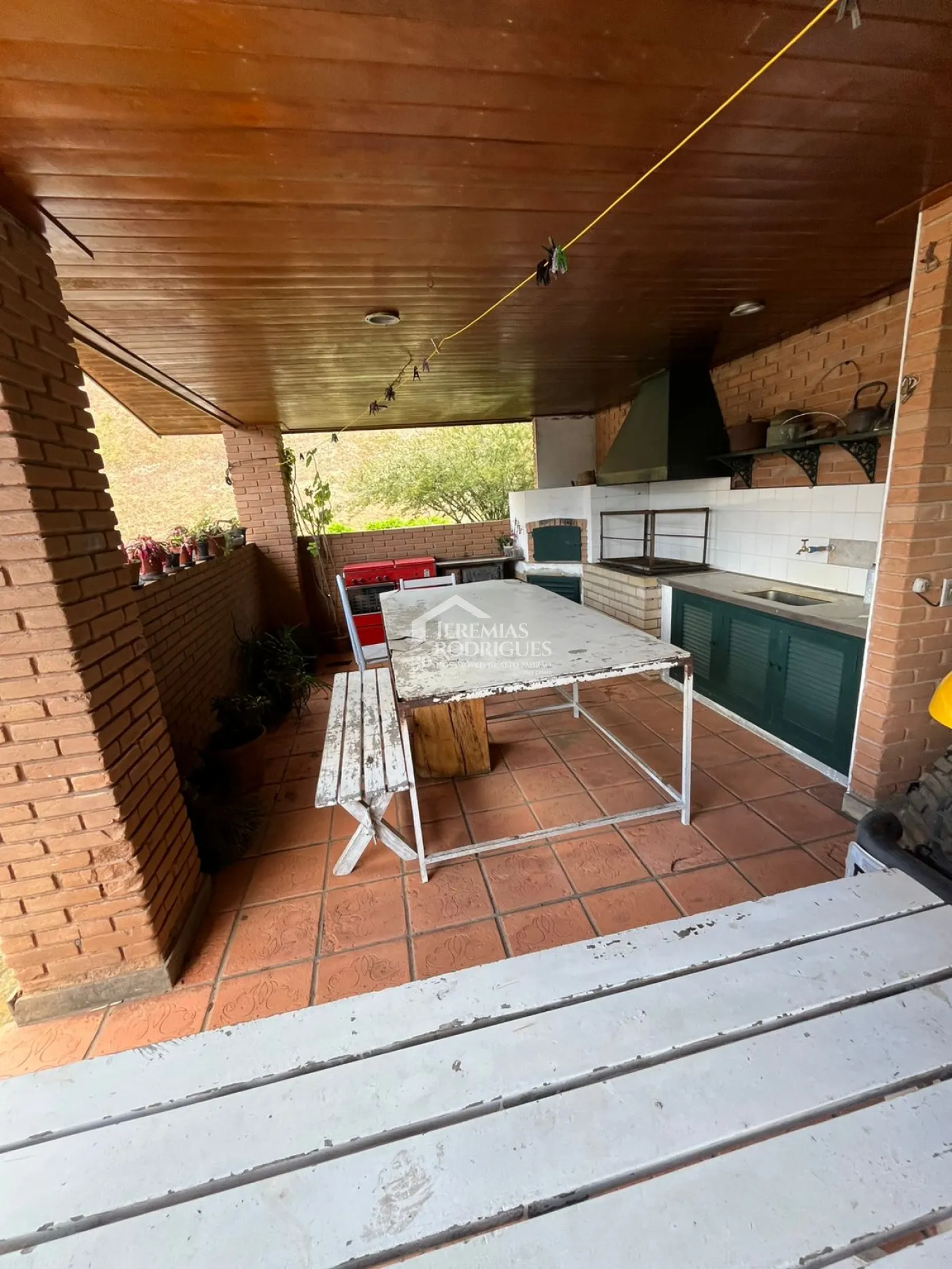 Casa para venda com 3 dormitórios no Jardim do Embaixador em Campos do Jordão/SP