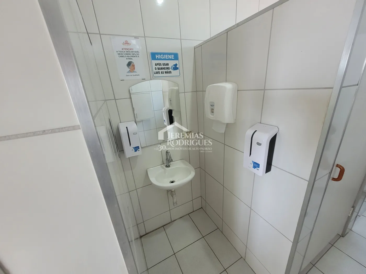 Cozinha industrial com 360 m² - Residencial Ouro Verde - Pindamonhangaba/SP.