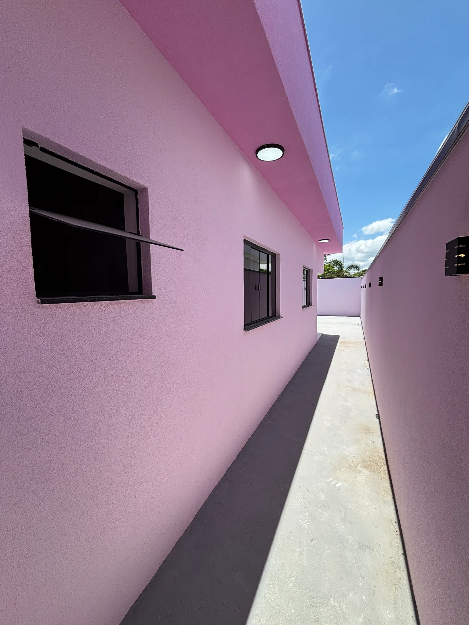 Casa com quintal amplo à venda no Cidade Nova – Pindamonhangaba/SP