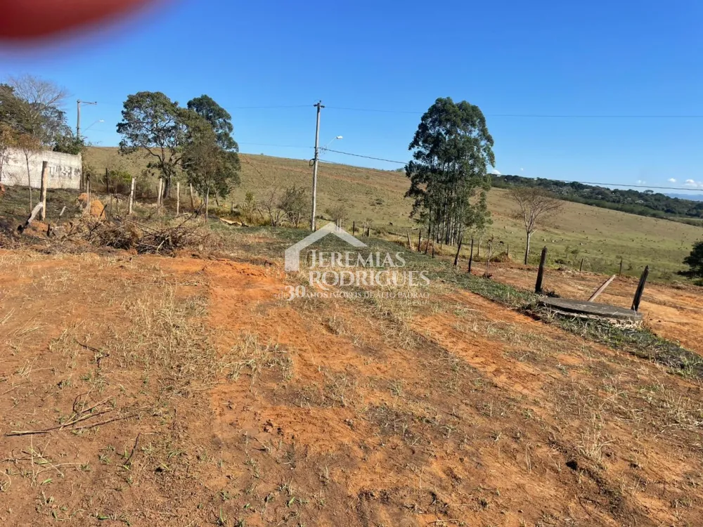Terreno com 1.000 m² - Loteamento Chácaras Ingrid - Taubaté/SP.