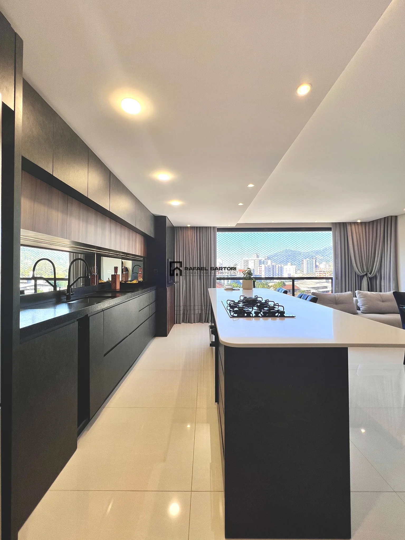 APARTAMENTO COM 03 SUITES NO CENTRO — foto 4