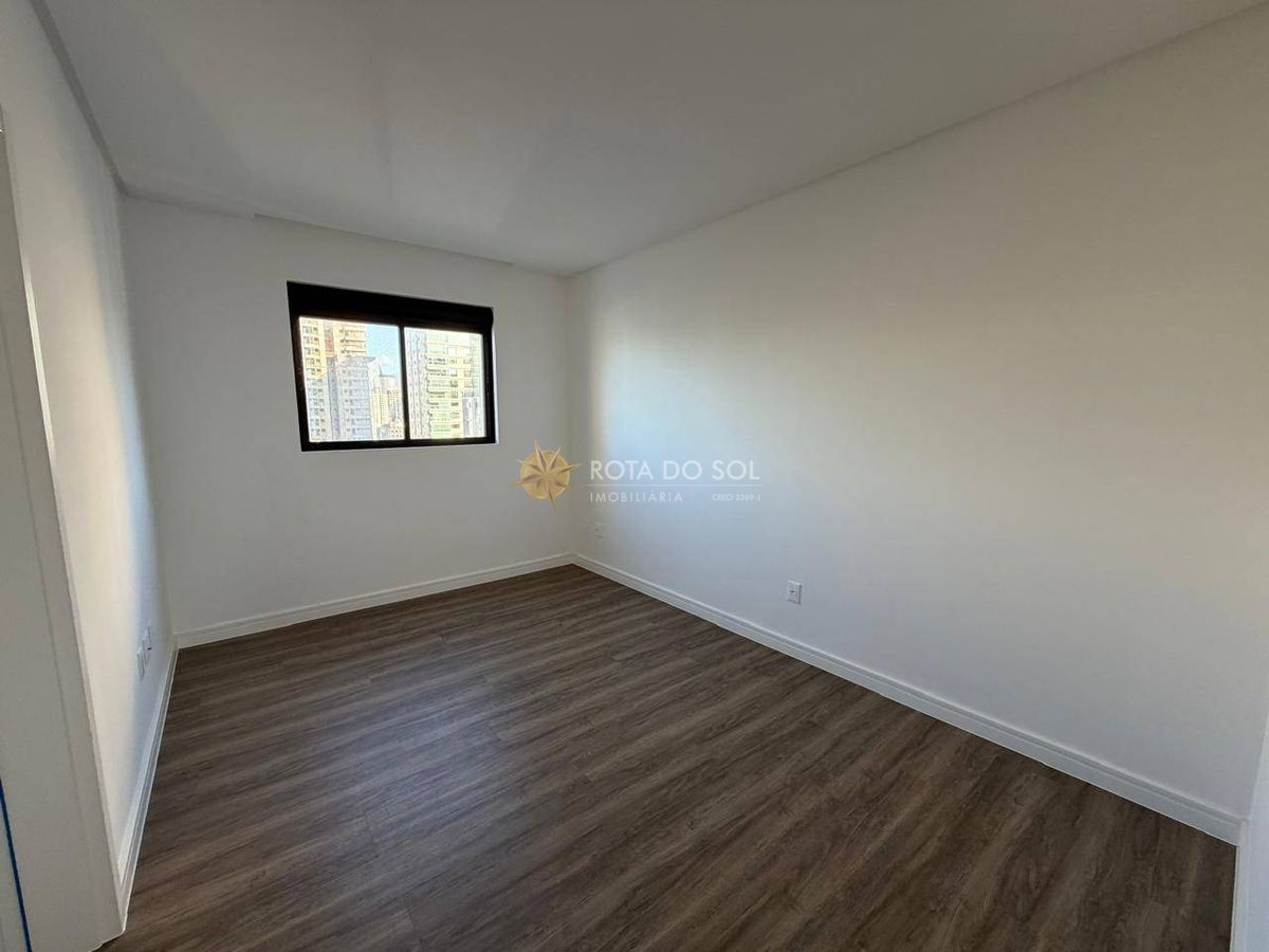 Diamond Tower Apartamento Quadra Mar 4 Suítes Meia Praia Itapema SC