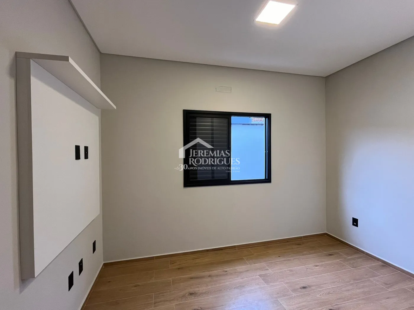 Casa à venda com 3 suítes no Condomínio Cyrela Landscape em Taubaté/SP.