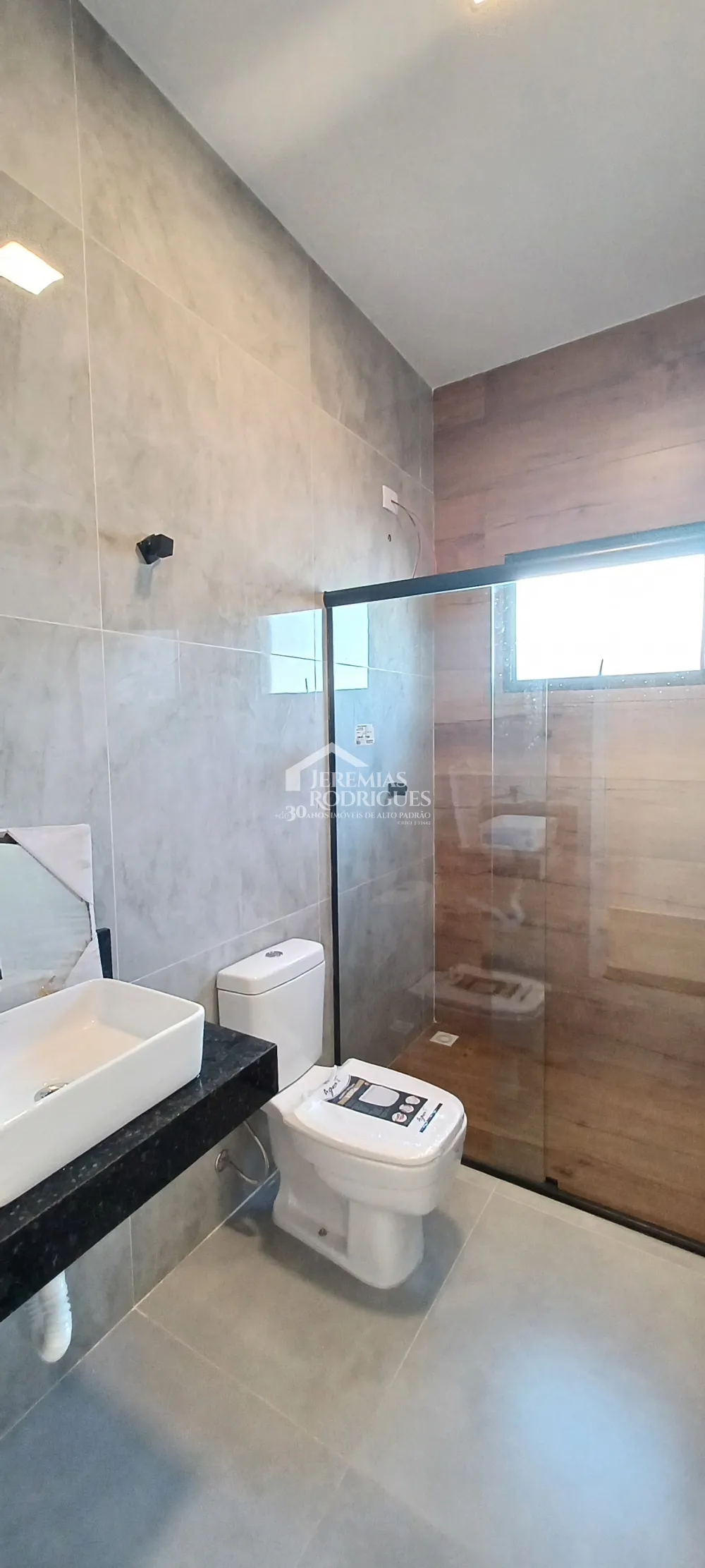 Casa com 3 dormitórios, 175 m² - Condomínio Laguna - Pindamonhangaba/SP
