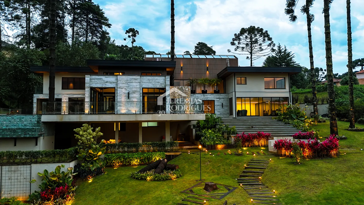 Casa de 2727 m² à venda por R$ 15.000.000,00 - Campos do Jordão/SP