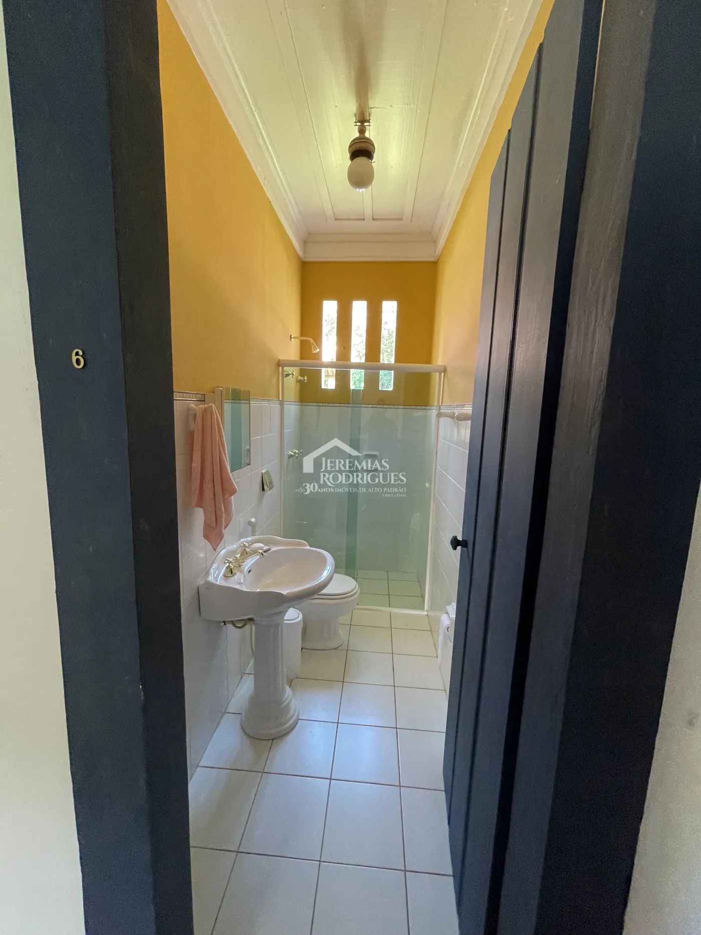 Fazenda com 12 dormitórios - Taubaté/SP